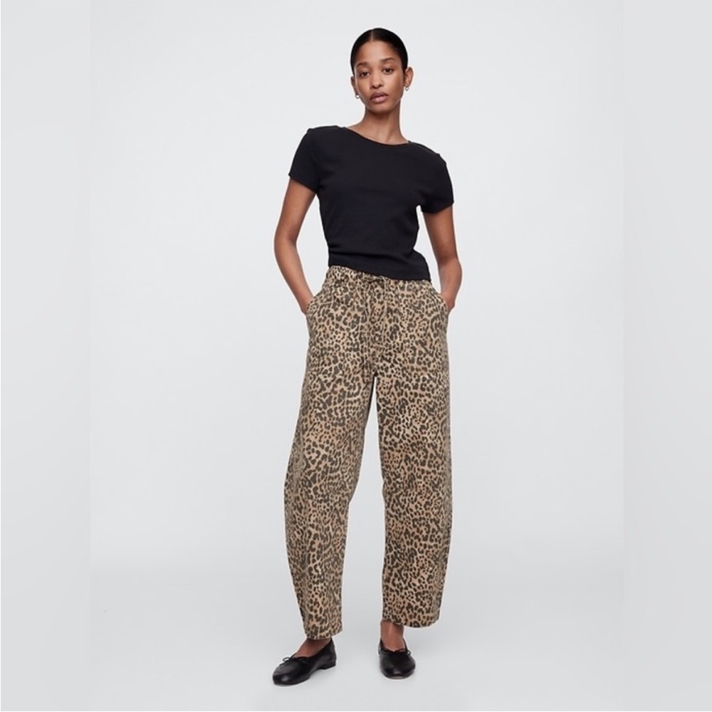 GAP Factory Leopard Print Mid rise Barrel jeans NWT